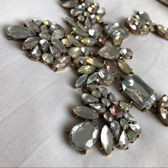 Statement Necklace - Picture 6 of 8